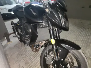 Kawasaki Z750 Negra 15.000km
