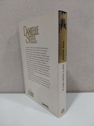 El largo camino a casa. Danielle Steel