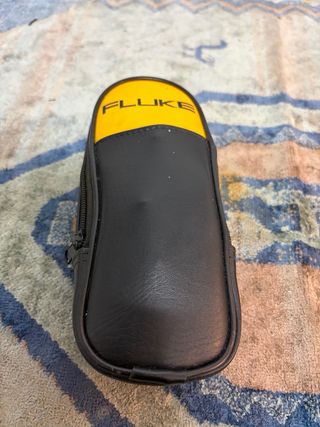 Pinza amperimétrica