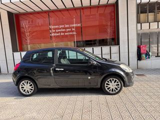 Renault Clio Emotion TCE100 eco2