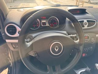 Renault Clio Emotion TCE100 eco2