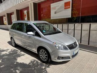Opel Zafira Enjoy 1.6 16v