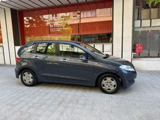 Honda FR-V 1.7