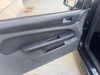 Ford Focus 1.6 TREND