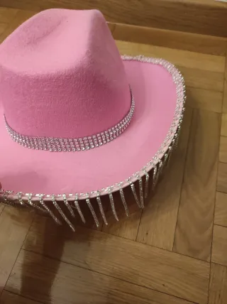 Gorro cowboy rosa con pedrería
