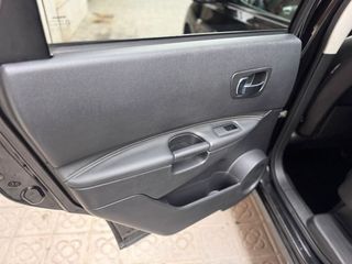 Nissan Qashqai+2 2.0 dCi TEKNA 4x4 AT Piel Negra