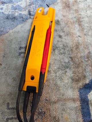 Comprobador eléctrico