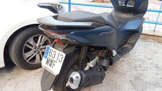 Honda PCX 125cc Azul Nueva