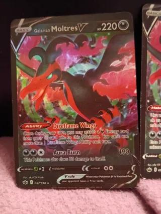 Carta Pokémon Galarian Moltres V 097/198