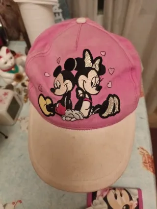 Gorra y cartera Minnie Mouse Disney TODO 3€