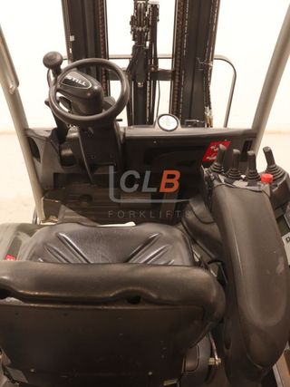 Ref. M-6367 Frontal Eléctrica 3 ruedas STILL RX 20-20