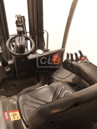 Ref. M-6367 Frontal Eléctrica 3 ruedas STILL RX 20-20