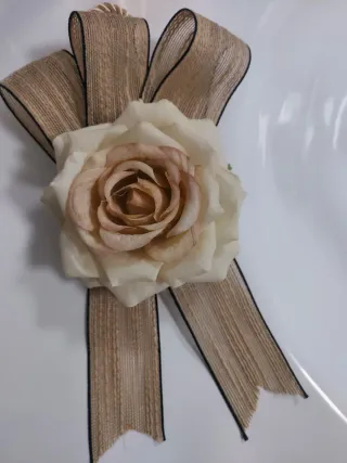 Decorazione per porte, fiore beige e bianco