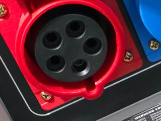 Generador Hyundai DHY8600SE-T