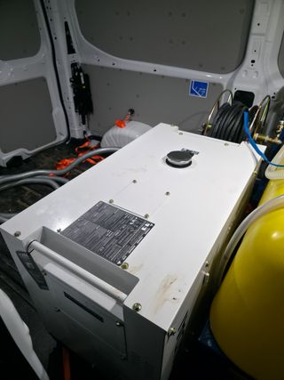 Generador Hyundai DHY8600SE-T