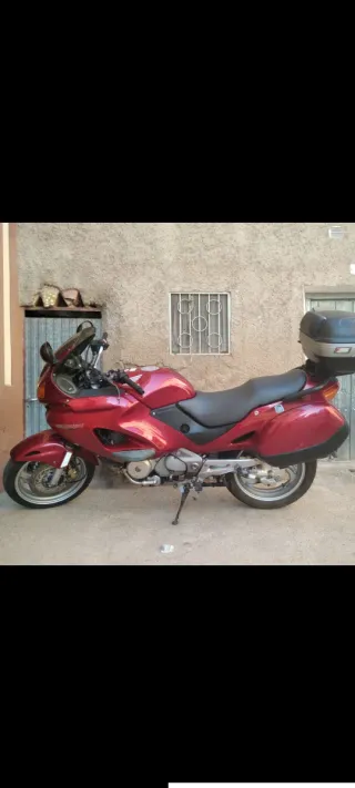 Honda Deauville NTV 650