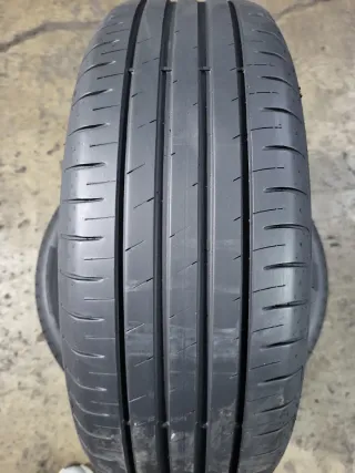 2 Neumáticos 205-60-16 Goodyear