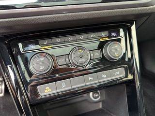 Volkswagen Touran Sport 2.0 TDI 110 kW (150 CV) DSG