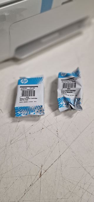 Stampante HP Deskjet 2720e