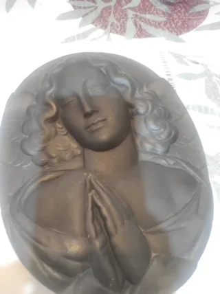 Virgen de figura religiosa