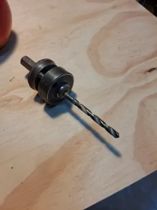 Portacoronas para taladro