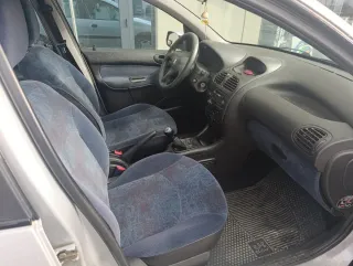 Peugeot 206 2000