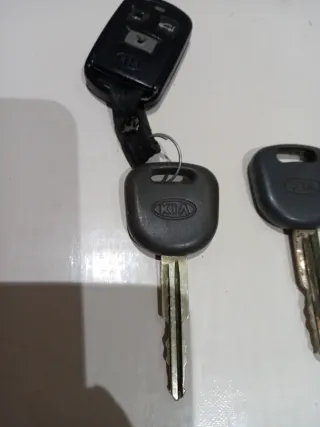 Llaves Kia Shuma (2 unidades)