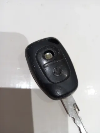 Llave Mando Renault Mascott