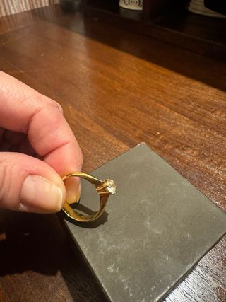 Anillo  compromiso diamante natural. SIN ESTRENAR