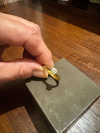 Anillo  compromiso diamante natural. SIN ESTRENAR