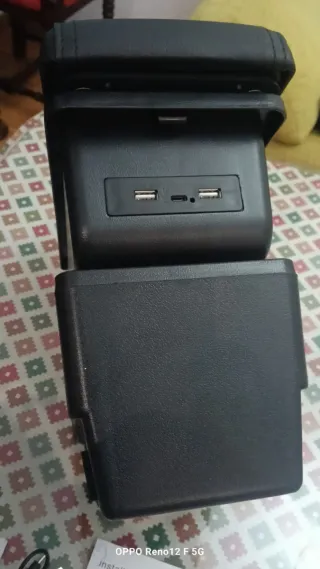 Reposabrazos para coche negro