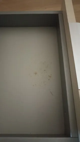 Armario modular beige y marrón