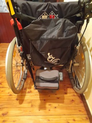 Silla de ruedas plegable con motor EASY 10 Y