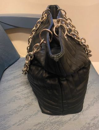 Bolso Gloria Ortiz Negro Cadena Dorada