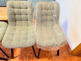 Sillas comedor tapizadas (4 unidades) base metal