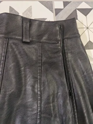 Minigonna ecopelle morbida zip laterale