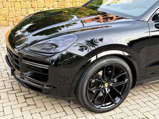 Porsche Cayenne Coupe, Paquete Turbo