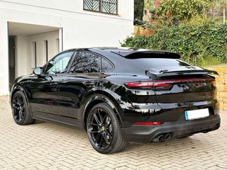 Porsche Cayenne Coupe, Paquete Turbo