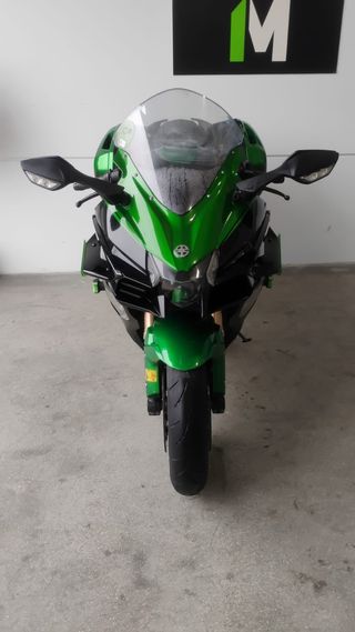 Kawasaki Ninja H2 SX SE Sportbike