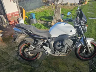 Yamaha Fazer s2n Blanca