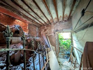 Chalet en venta en Linares