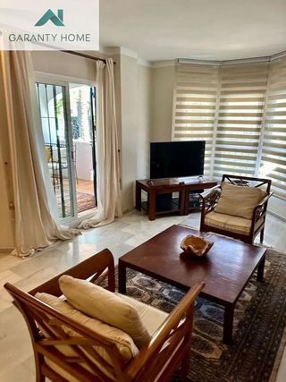 Piso en alquiler en Los Naranjos - Las Brisas en Marbella