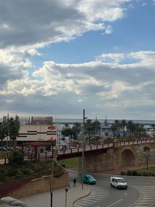 Oficina en alquiler en Barrio Alto - San Félix - Oliveros - Altamira en Almería