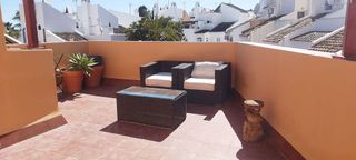 Casa adosada en alquiler en Nueva Andalucía centro en Marbella