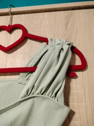 Top elástico fruncido estilo corpiño