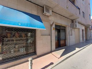 Local comercial en alquiler en Elda