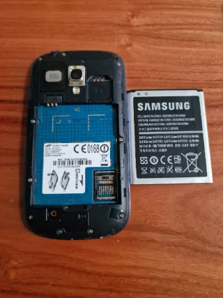 Samsung Galaxy S III mini Negro