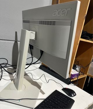 Computer desktop Lenovo ThinkCentre