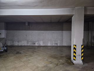 Garaje en venta en Centro - Sagrario en Granada