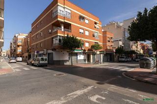 Piso en venta en Plaza de Toros - Santa Rita en Almería